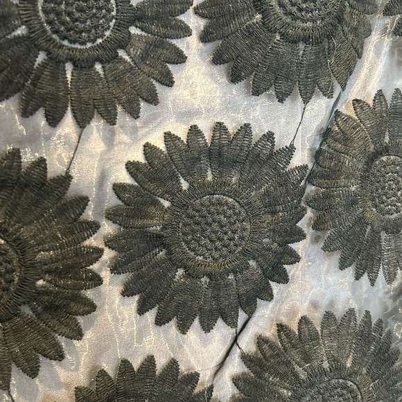 Betsey Johnson Black Tulle Embroidered Floral Cocktail Party Dress Size 8 - Picture 9 of 13